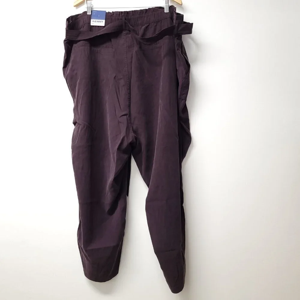 NWT Old Navy Womens High Waisted Cropped Belted Straight-Leg Pants Size 4X